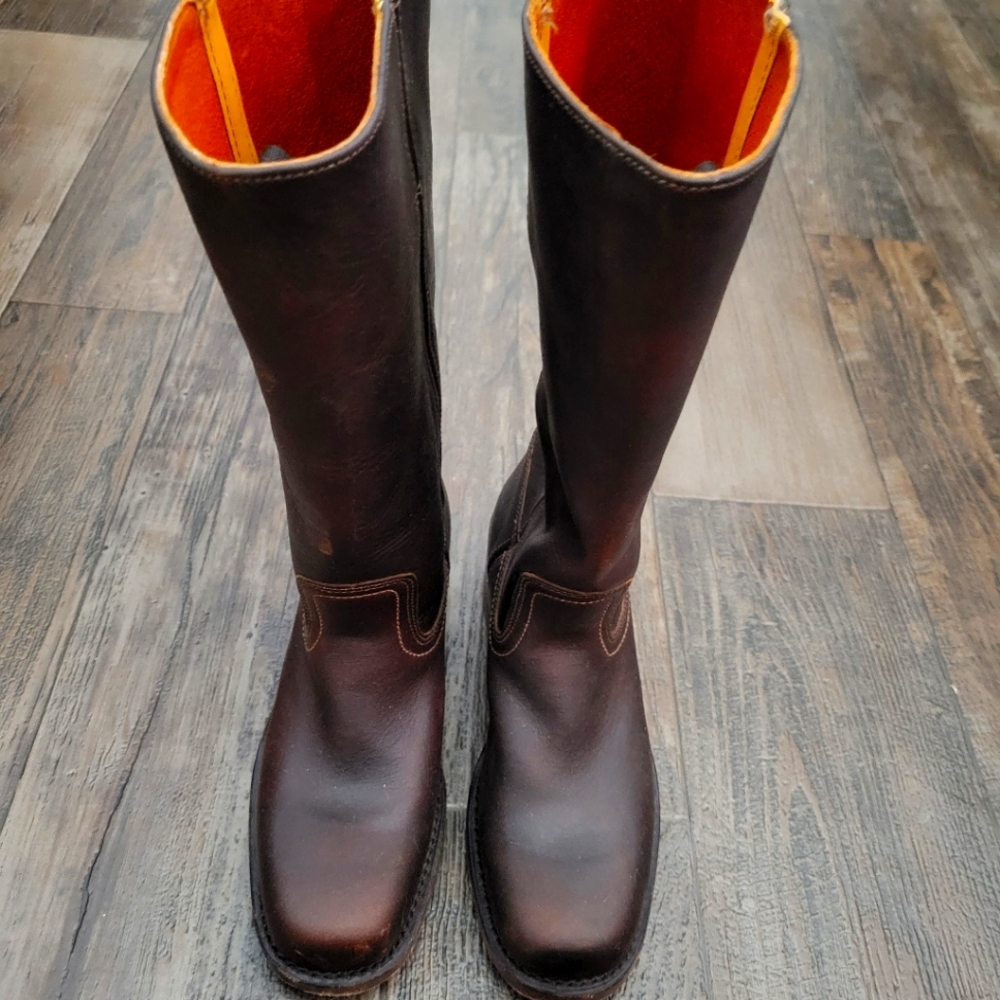 Frye 14L Campus Boots NWOB
